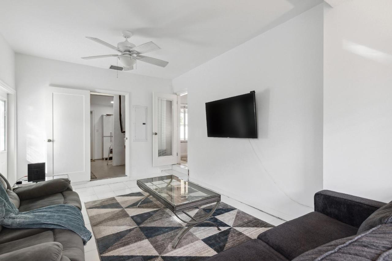 Chic Fort Lauderdale House With Private Pool Esterno foto